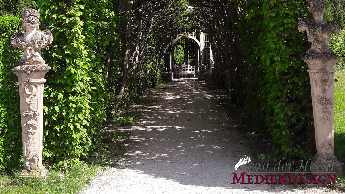 Der Laubengang im Schloßgarten